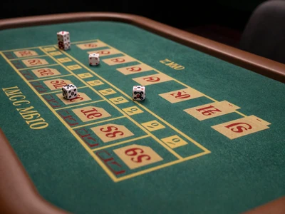 Bac Bo Live W&uuml;rfelspiel von Evolution - Baccarat und W&uuml;rfel kombiniert